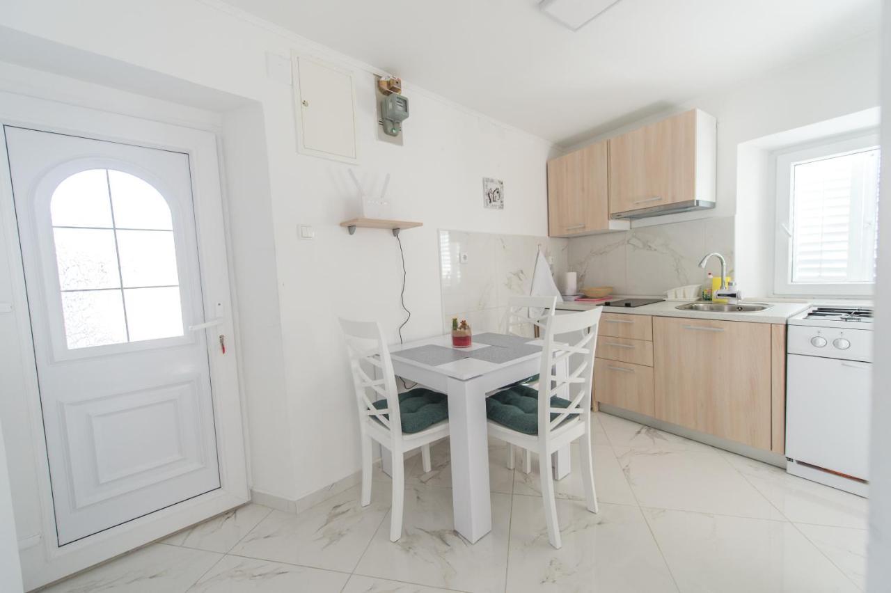 La Casa Di Pietra Daire Krk Dış mekan fotoğraf
